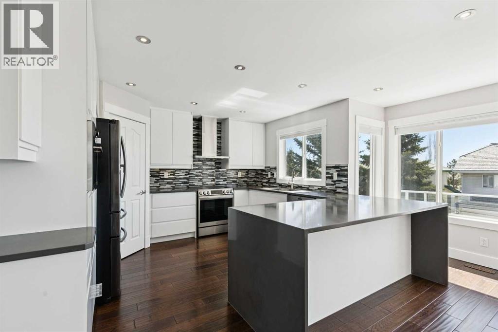 15 Springbank View SW, Calgary, Alberta  T3H 4J5 - Photo 10 - A2304465