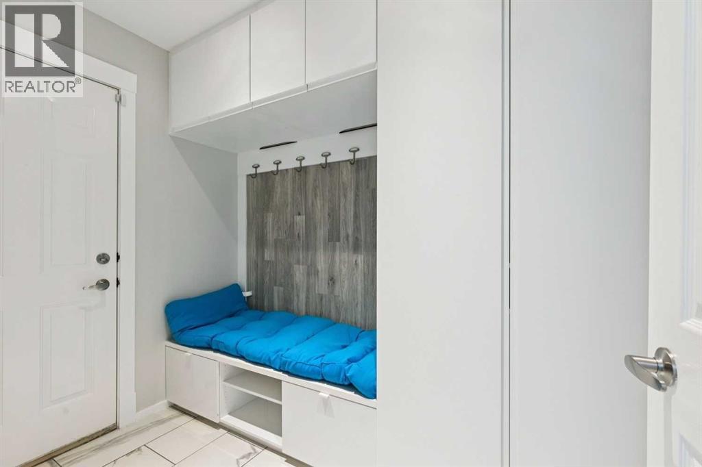 15 Springbank View SW, Calgary, Alberta  T3H 4J5 - Photo 20 - A2304465