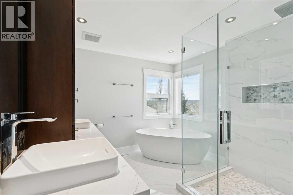 15 Springbank View SW, Calgary, Alberta  T3H 4J5 - Photo 24 - A2304465