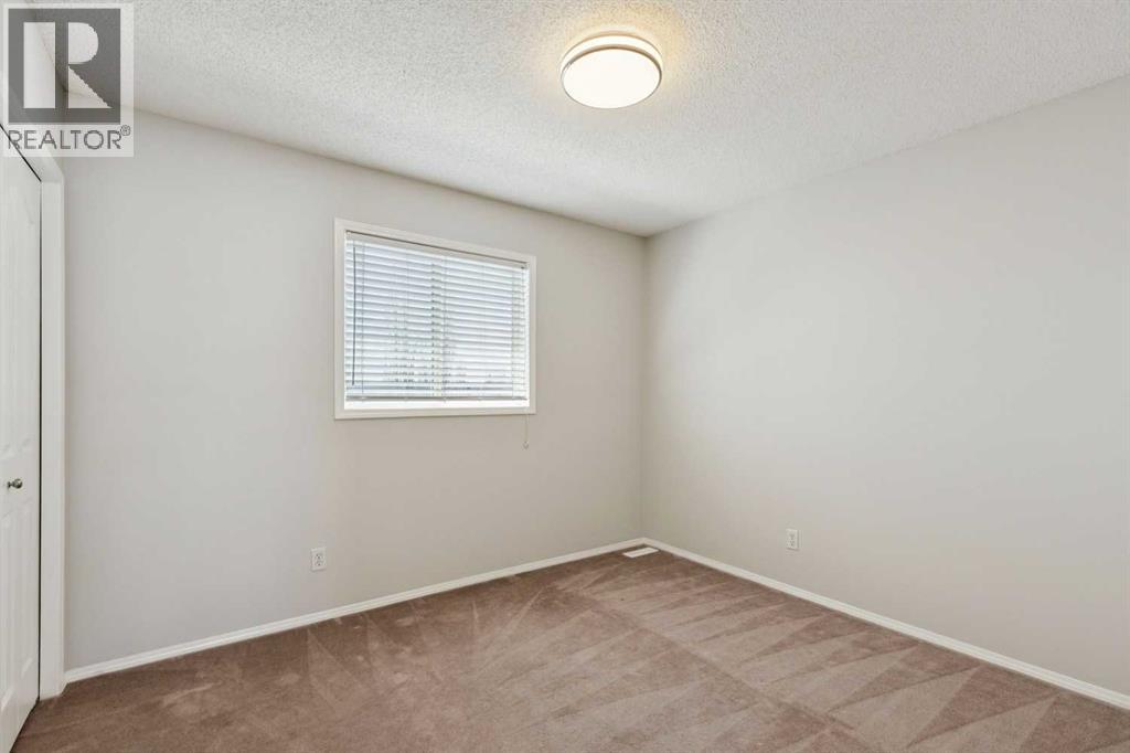 15 Springbank View SW, Calgary, Alberta  T3H 4J5 - Photo 29 - A2304465