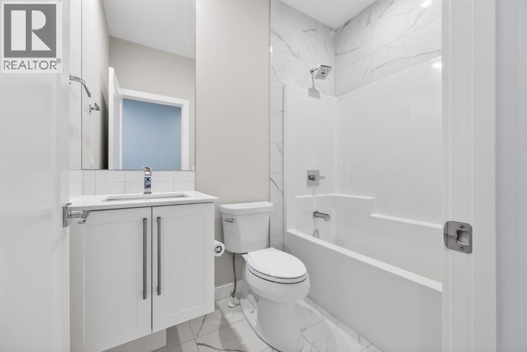 847 77 Street SW, Calgary, Alberta  T3H 6B2 - Photo 24 - A2306382