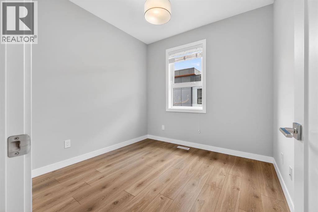 847 77 Street SW, Calgary, Alberta  T3H 6B2 - Photo 25 - A2306382