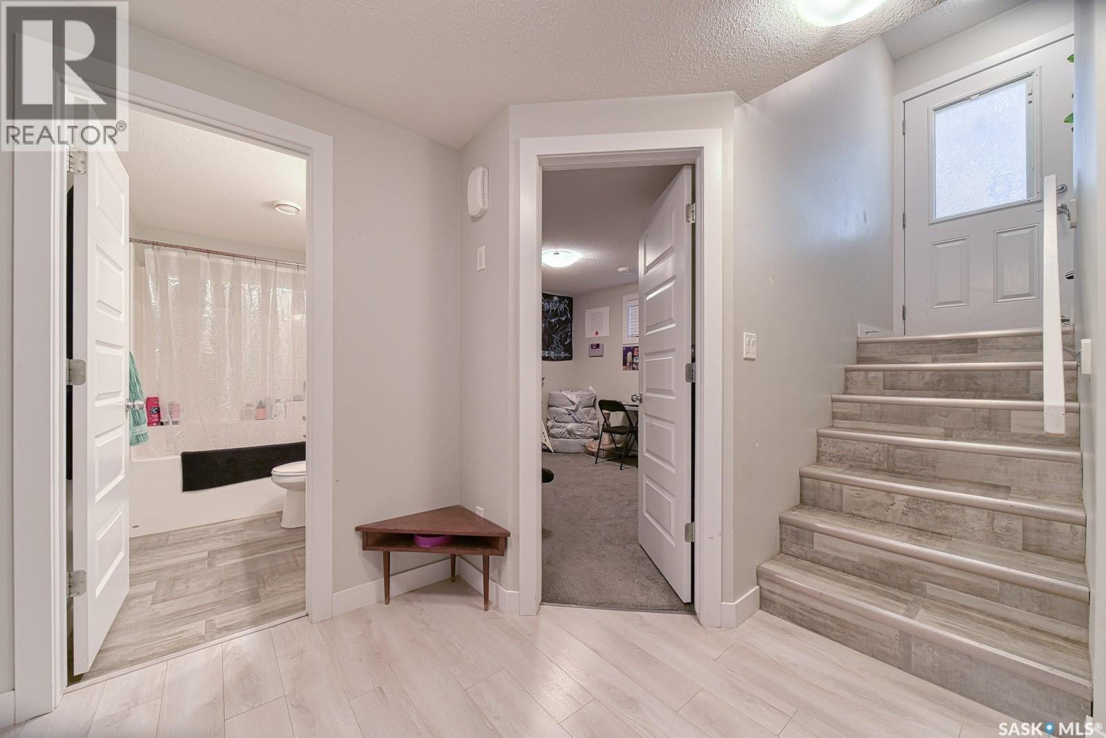 4329 Wakeling Street, Regina, Saskatchewan  S4W 0L7 - Photo 37 - SK035464