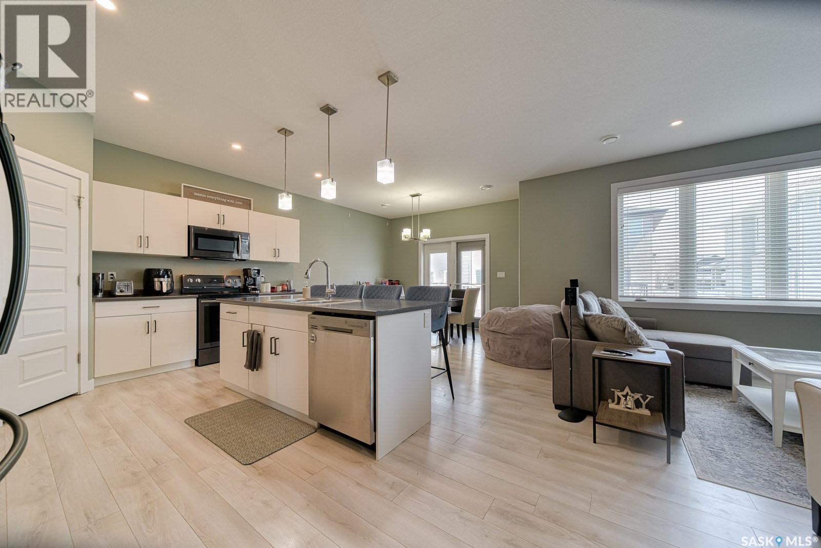 4329 Wakeling Street, Regina, Saskatchewan  S4W 0L7 - Photo 5 - SK035464