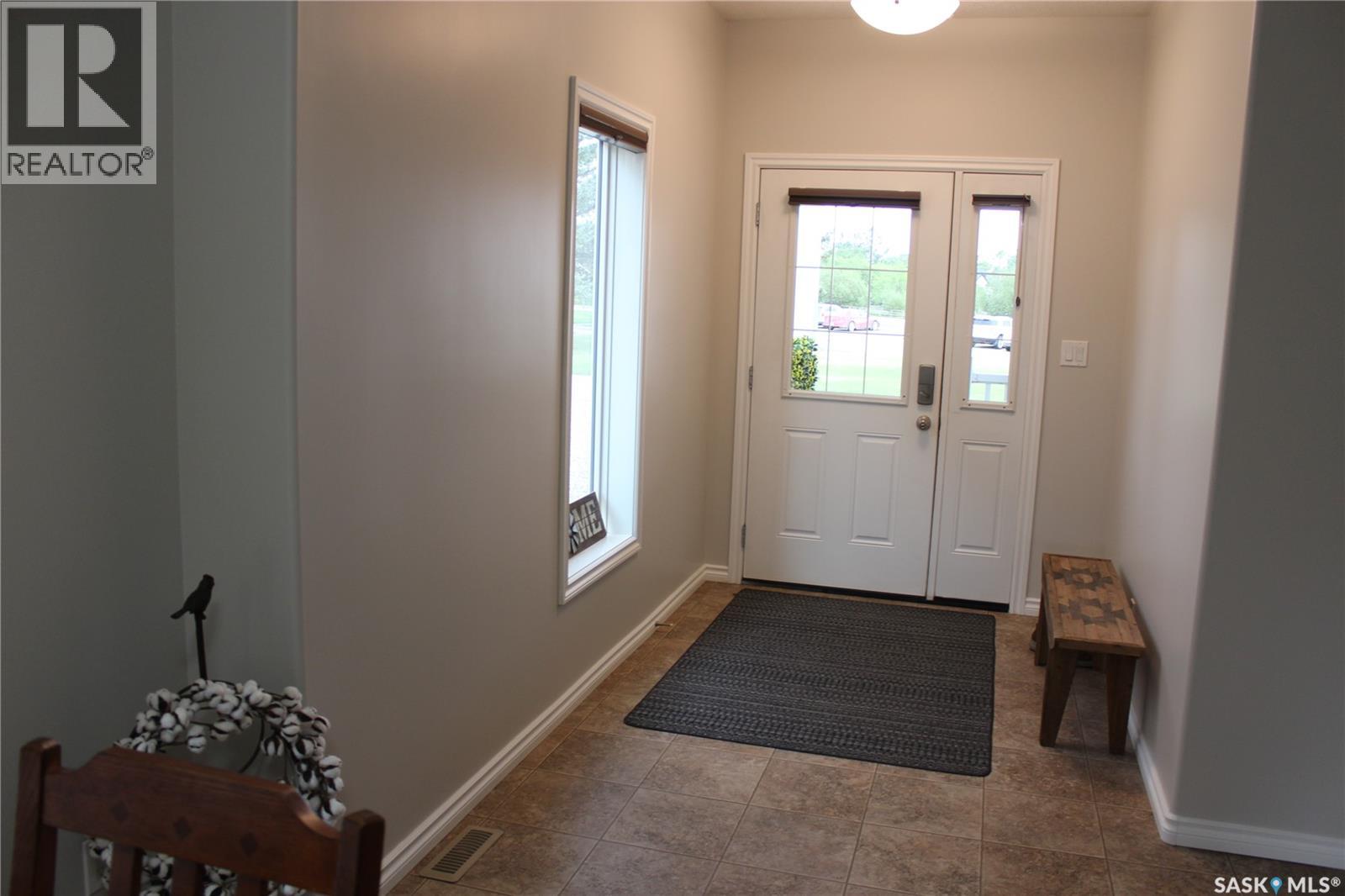 108 Erickson Street, Midale, Saskatchewan  S0C 1S0 - Photo 14 - SK035424
