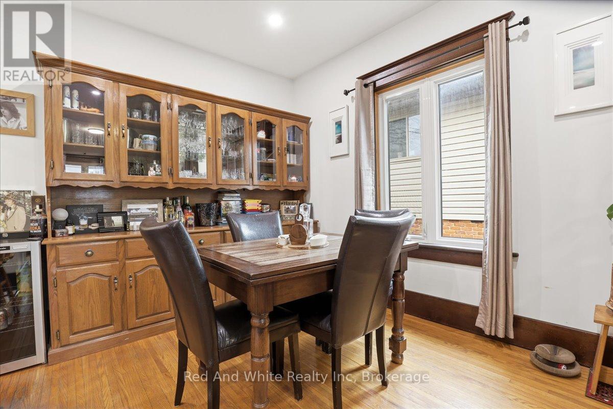 608 Ontario Street, Stratford, Ontario N5A 3J5 - Photo 8 - X13023326