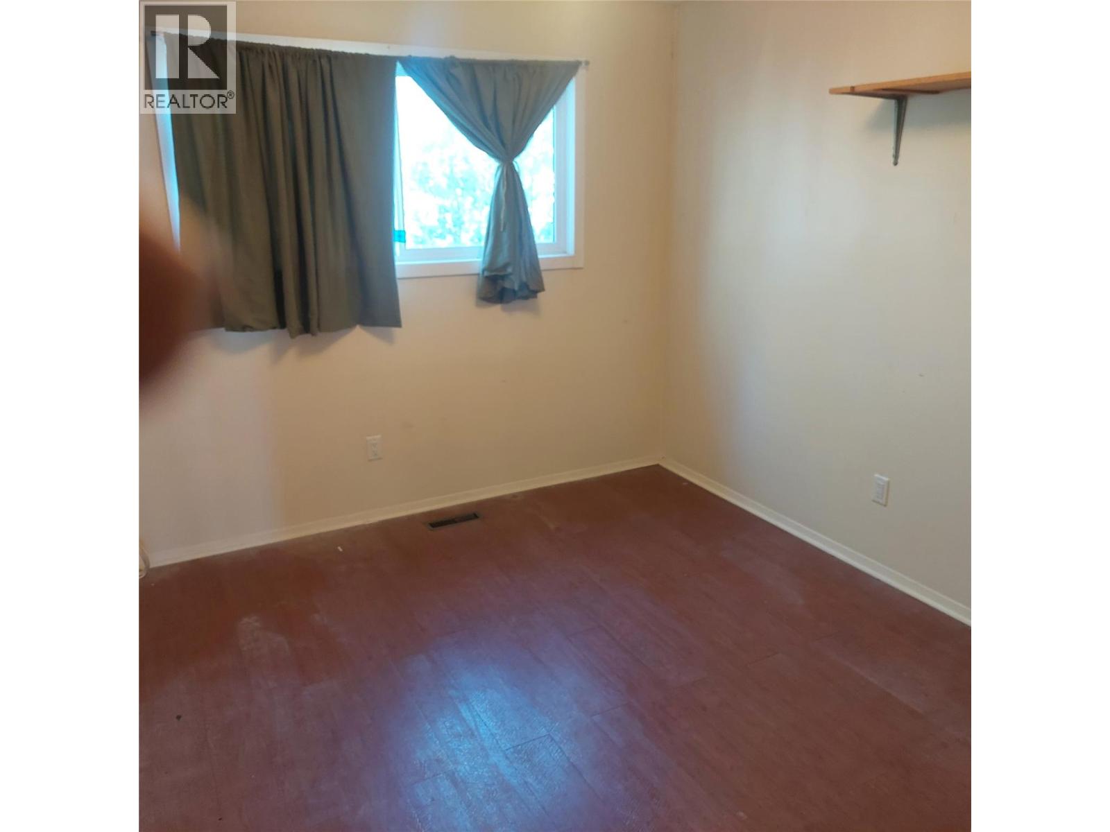 4403 15th Avenue, Vernon, British Columbia  V1T 6Y1 - Photo 10 - 10386584