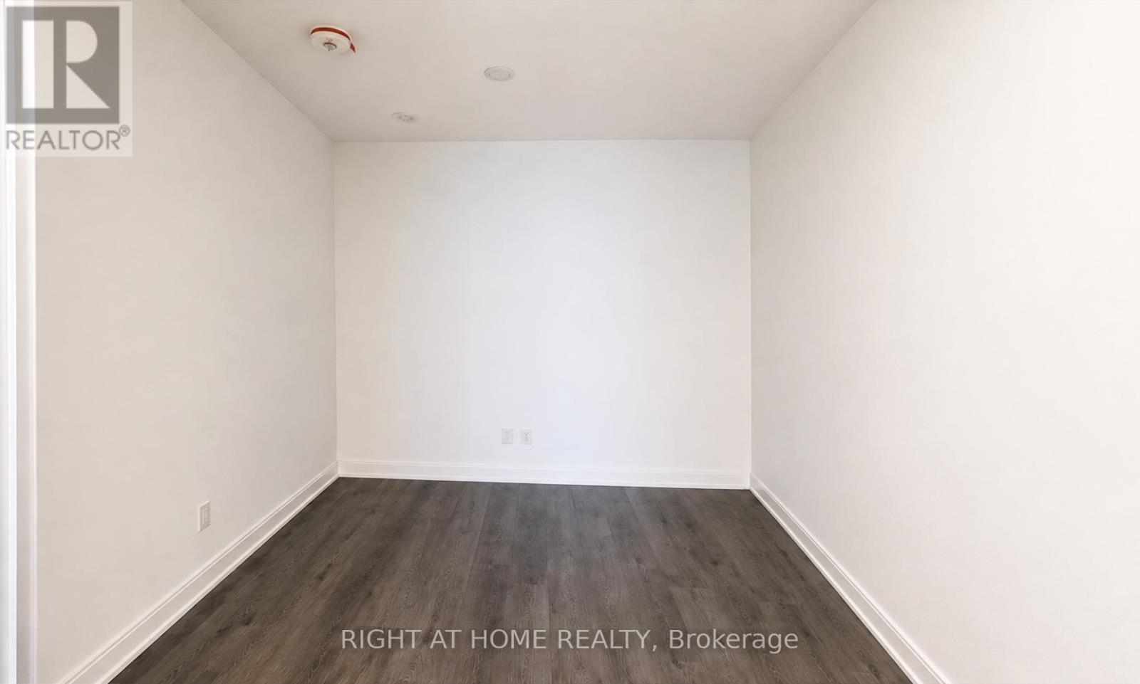 5811 Lph - 4015 The Exchange, Mississauga, Ontario  L5B 0N9 - Photo 7 - W13105338
