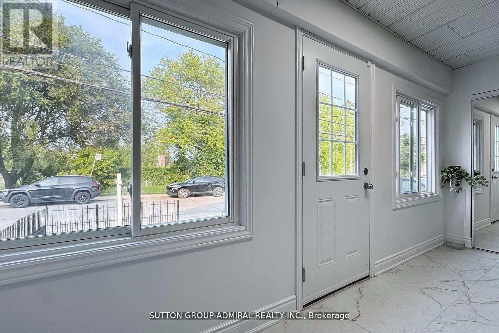 14 Spears Street, Toronto, Ontario  M6N 3X7 - Photo 28 - W13105356