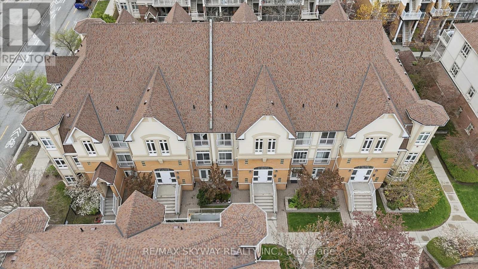 15 - 11 Pine Street, Toronto, Ontario  M9N 0A6 - Photo 2 - W13105448