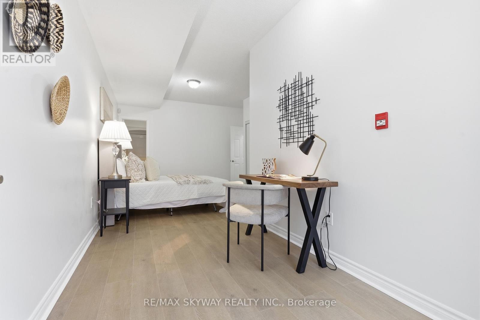 15 - 11 Pine Street, Toronto, Ontario  M9N 0A6 - Photo 30 - W13105448