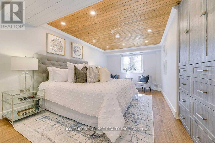 3640 Burnbrae Drive, Mississauga, Ontario  L5C 2N7 - Photo 29 - W13105470