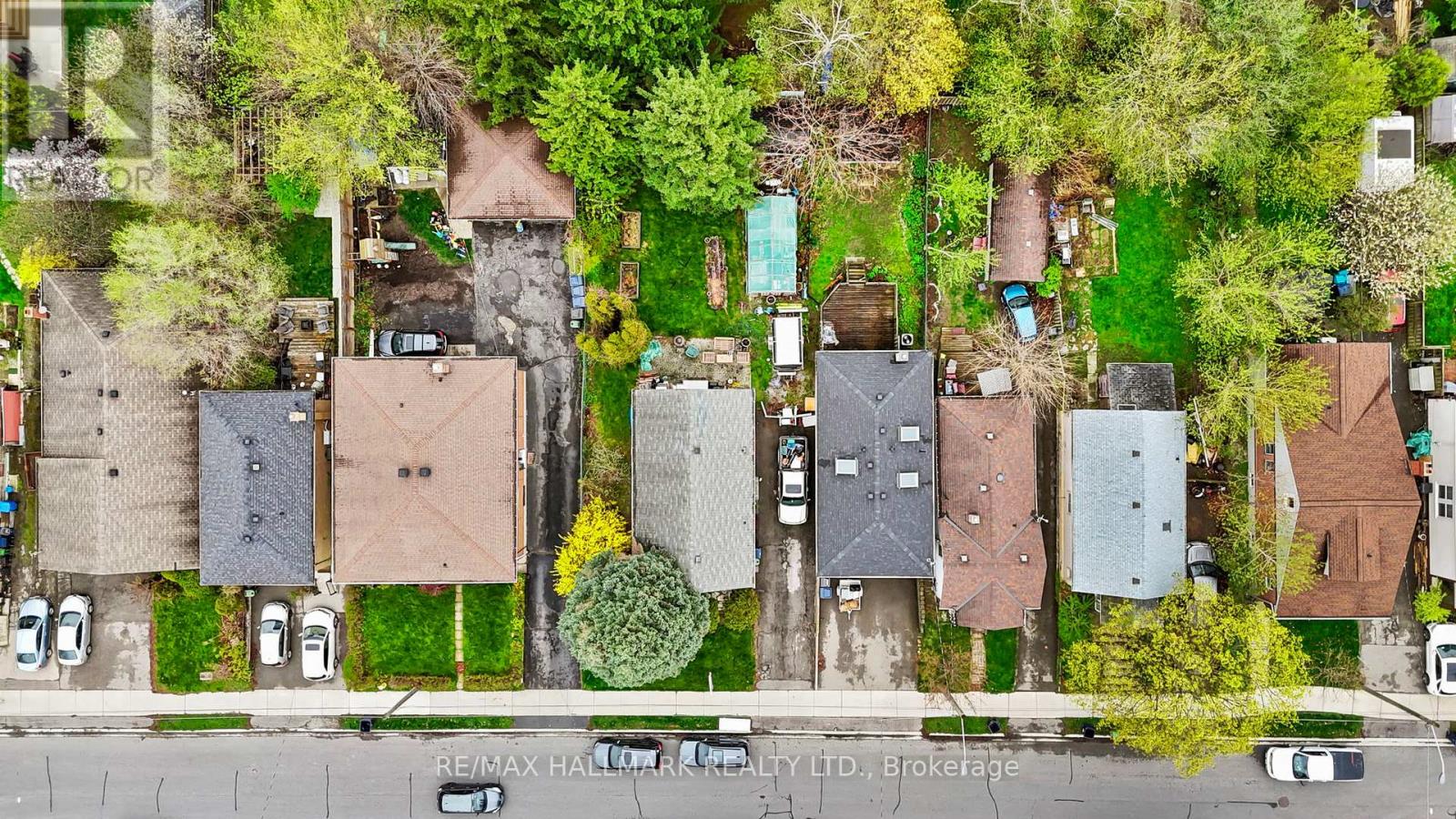 65 Fortieth Street, Toronto, Ontario  M8W 3M8 - Photo 2 - W13105476