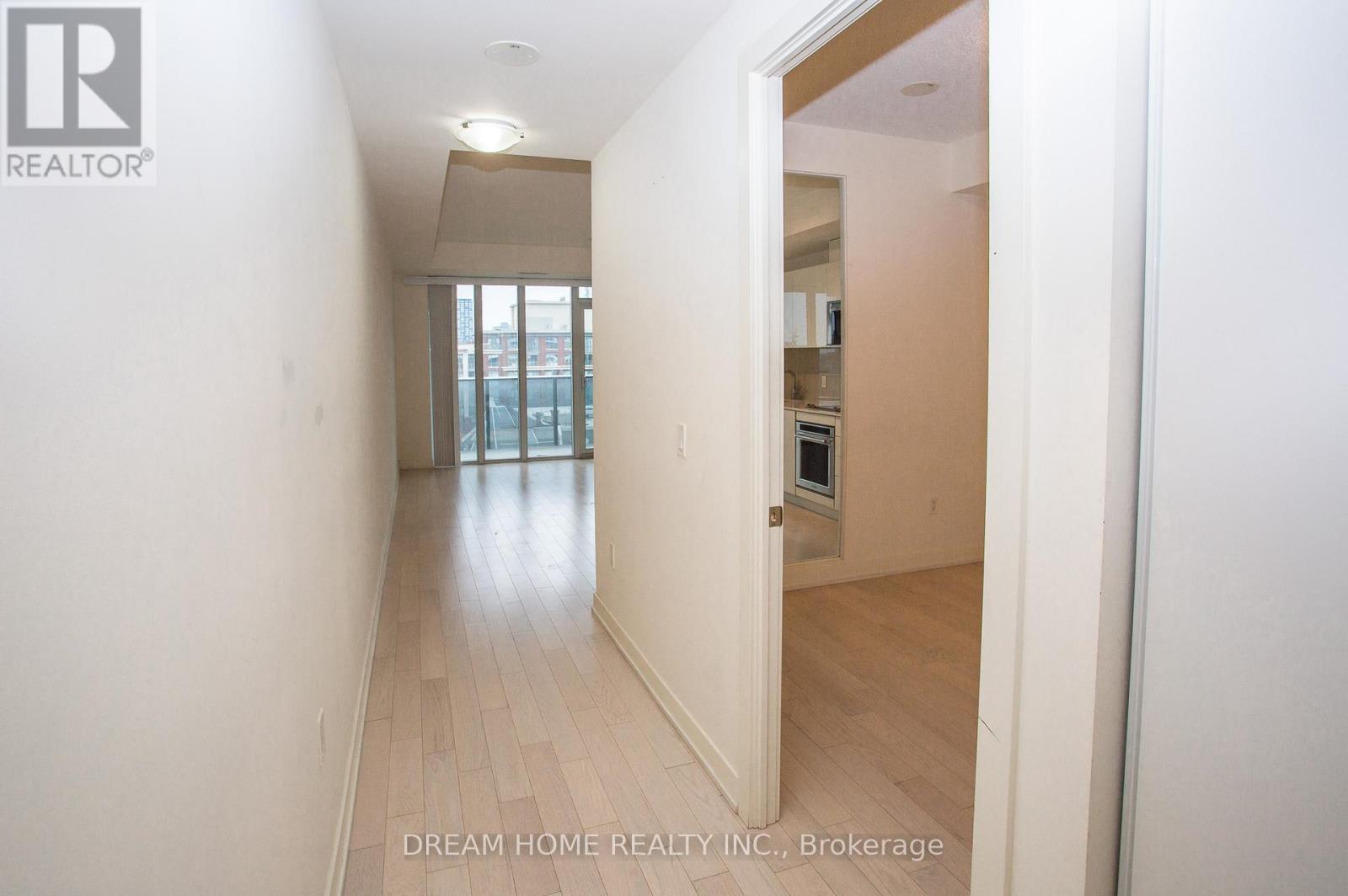 816 - 330 Richmond Street W, Toronto, Ontario  M5V 1X2 - Photo 4 - C12992228
