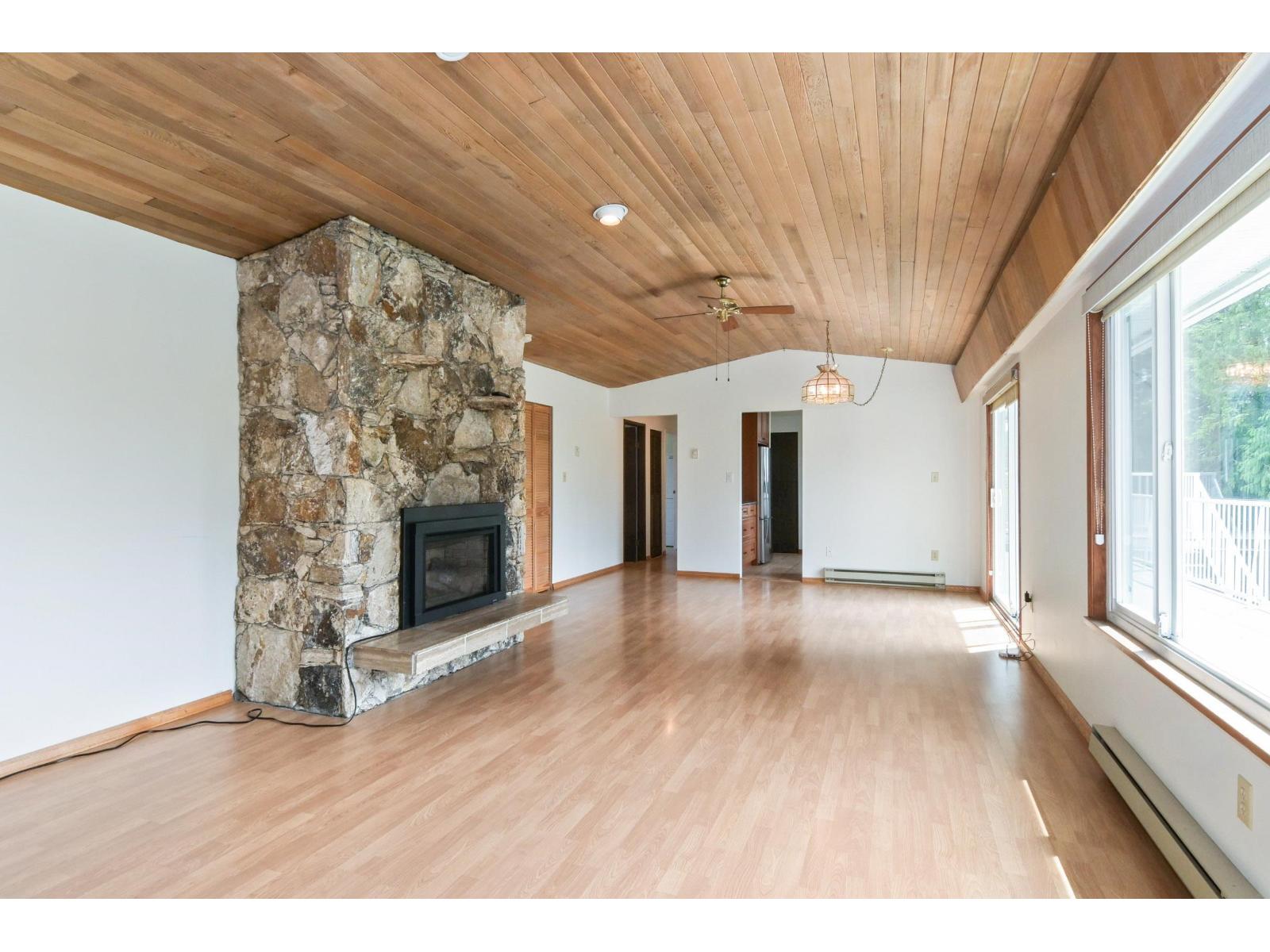 3173 216 Street, Langley, British Columbia  V2Z 2E6 - Photo 13 - R3119148