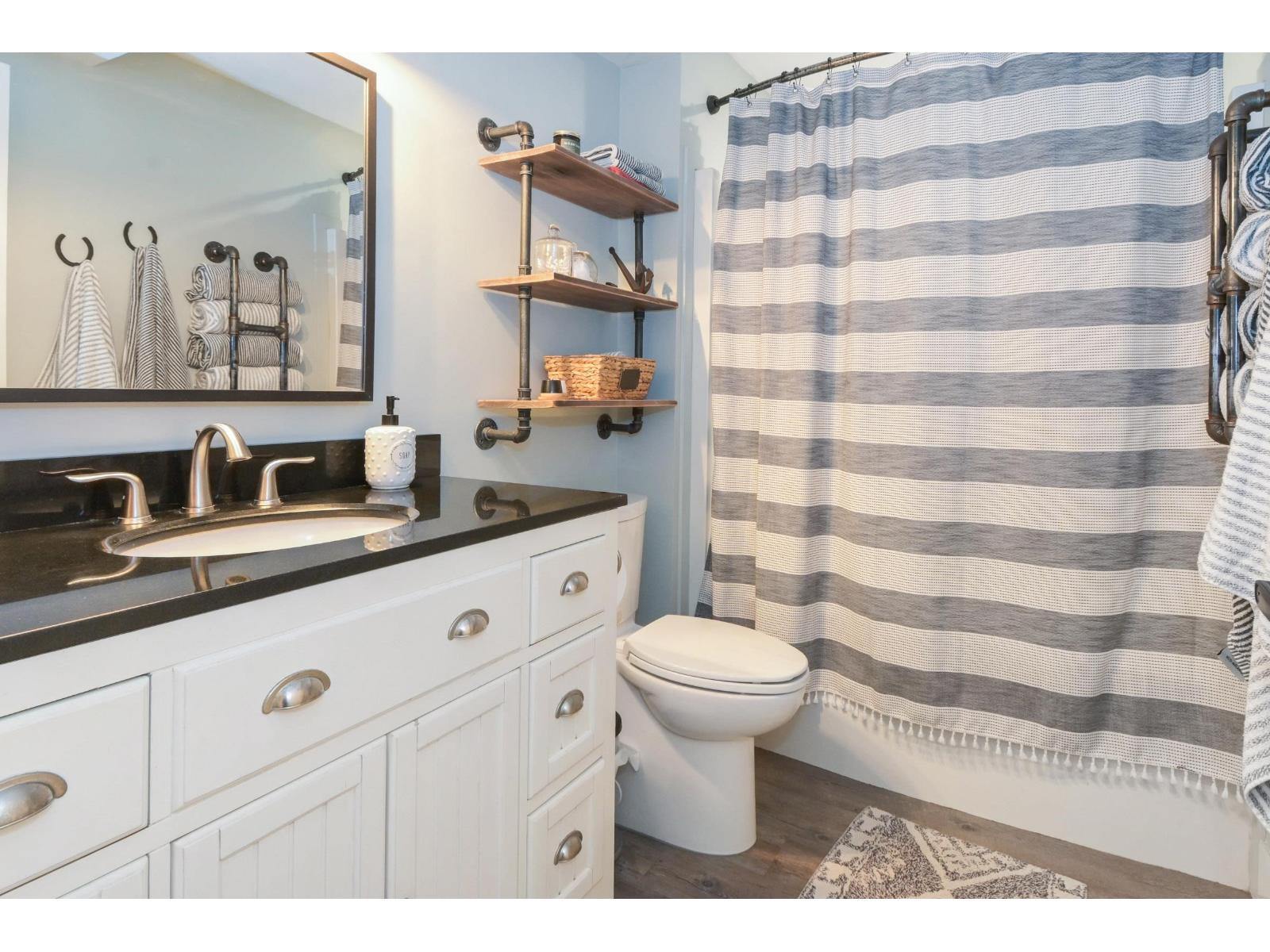 3173 216 Street, Langley, British Columbia  V2Z 2E6 - Photo 11 - R3119148
