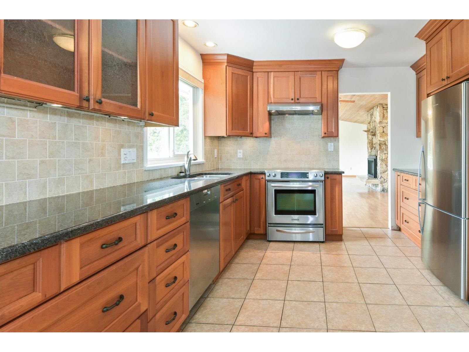 3173 216 Street, Langley, British Columbia  V2Z 2E6 - Photo 18 - R3119148