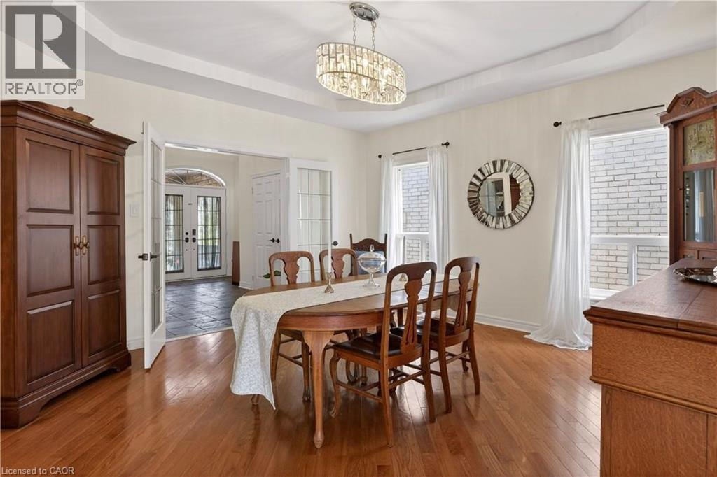 29 Gaines Avenue, Dundas, Ontario  L9H 7M4 - Photo 9 - 40827139