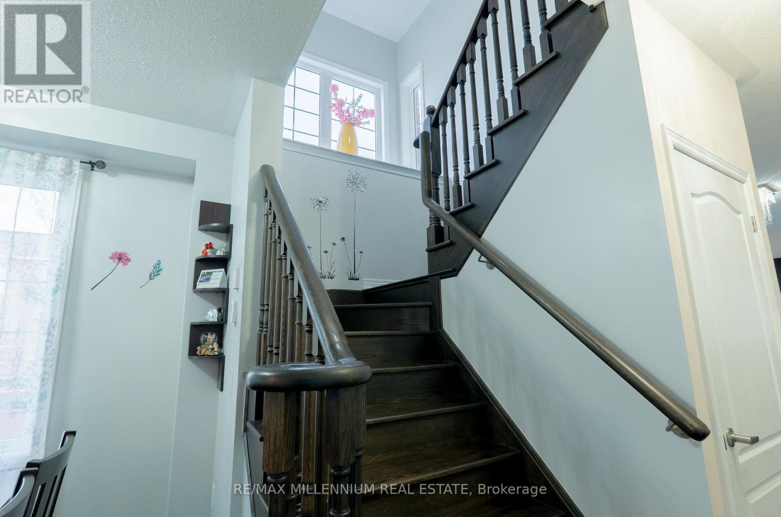 8 Zelda Road, Brampton, Ontario  L6R 0B3 - Photo 31 - W13105188