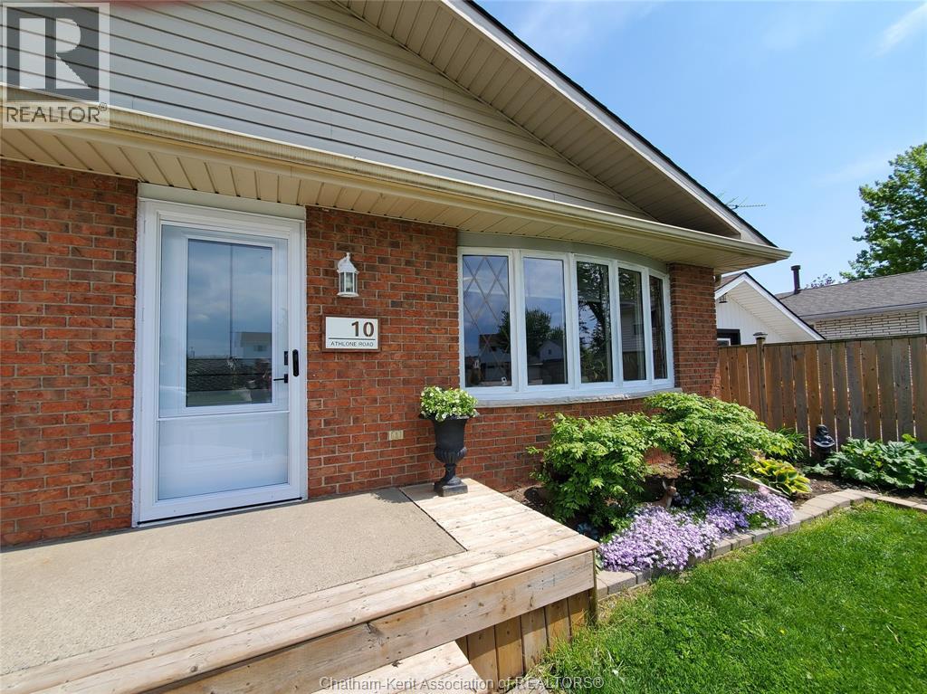 10 Athlone Road, Tilbury, Ontario  N0P 2L0 - Photo 4 - 26010587