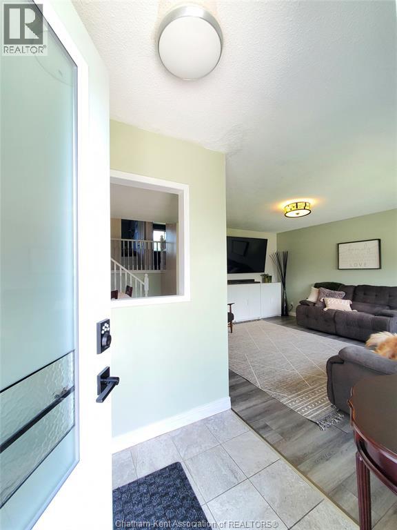 10 Athlone Road, Tilbury, Ontario  N0P 2L0 - Photo 5 - 26010587