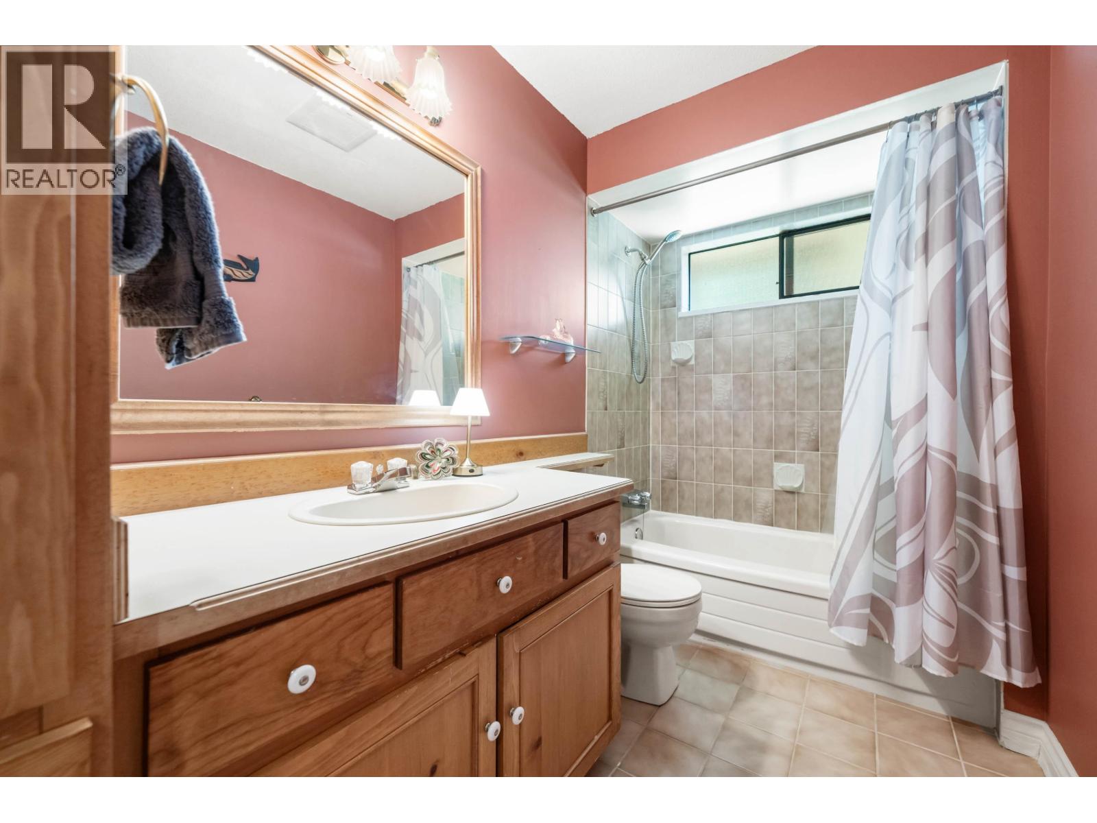 20718 Camwood Avenue, Maple Ridge, British Columbia  V2X 7W9 - Photo 17 - R3121283