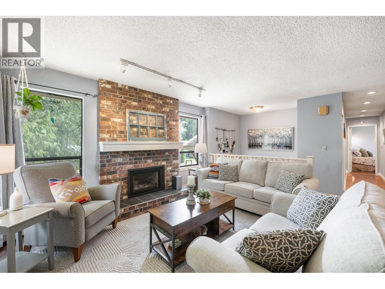 20718 Camwood Avenue, Maple Ridge, British Columbia  V2X 7W9 - Photo 6 - R3121283