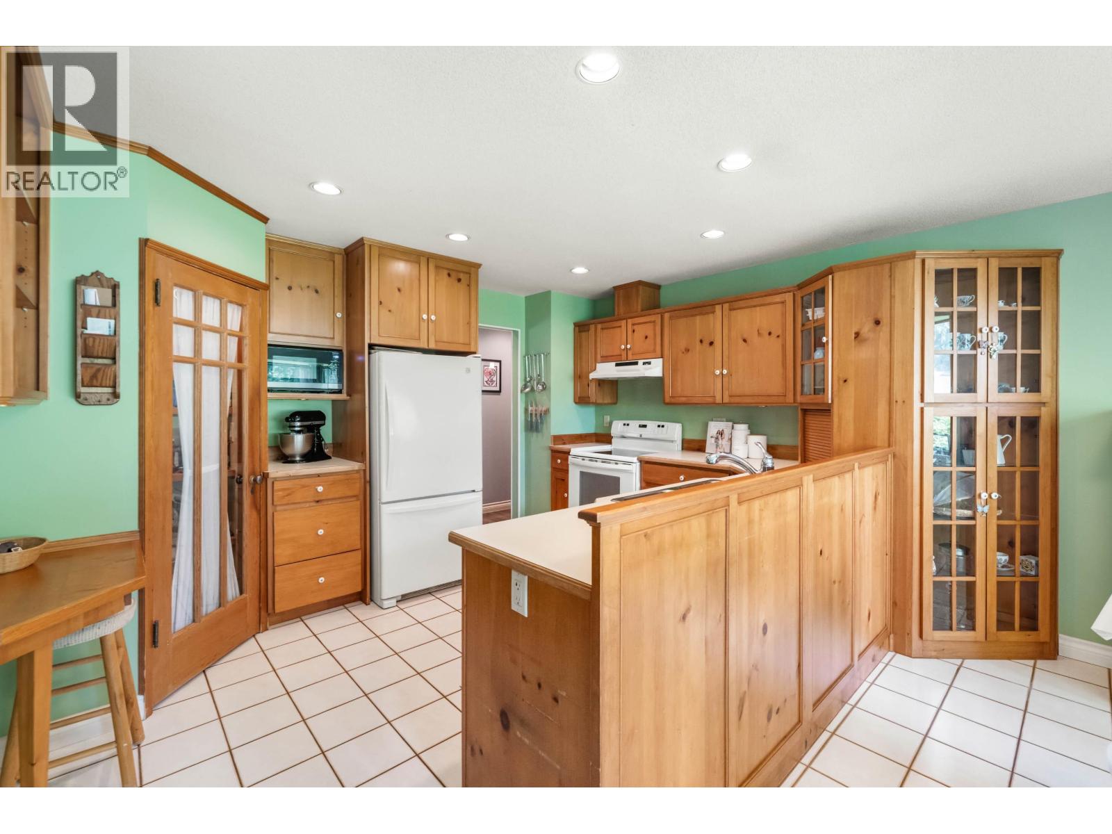 20718 Camwood Avenue, Maple Ridge, British Columbia  V2X 7W9 - Photo 10 - R3121283