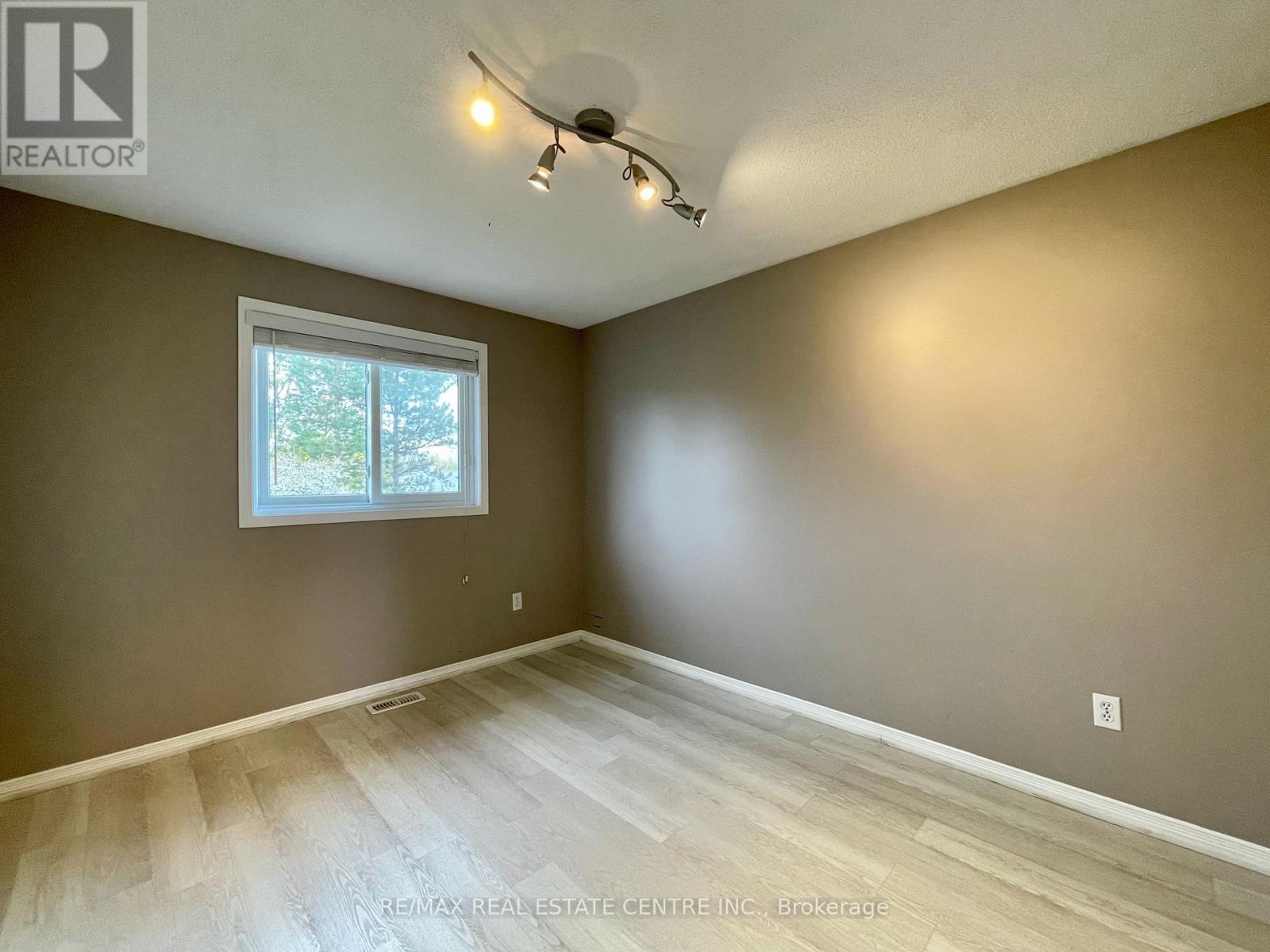 220 Pastern Trail, Waterloo, Ontario  N2K 3X4 - Photo 20 - X13105364