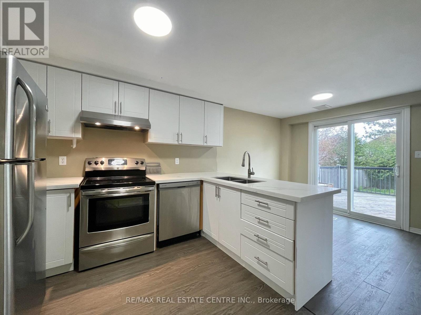 220 Pastern Trail, Waterloo, Ontario  N2K 3X4 - Photo 6 - X13105364