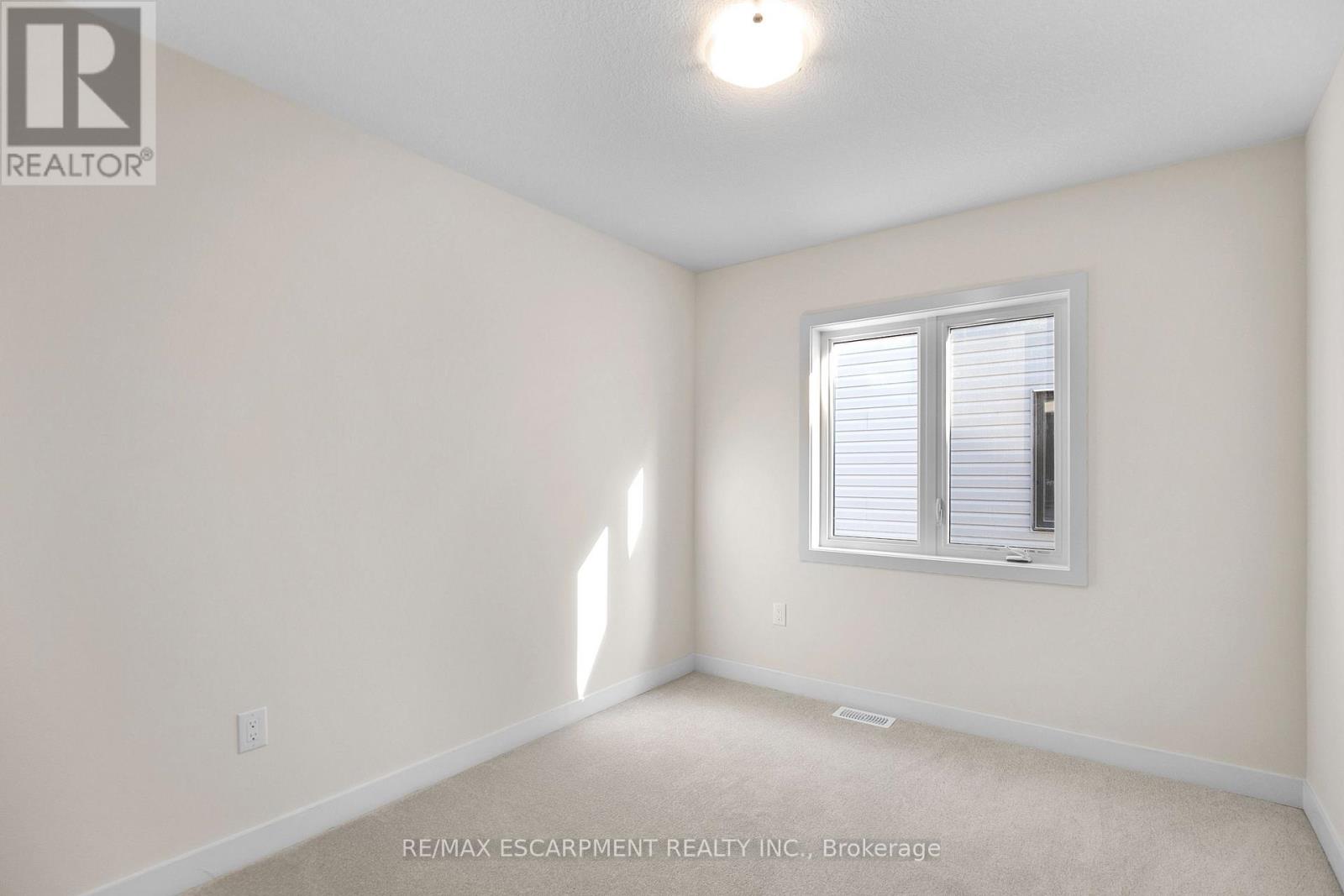 12 Blackberry Lane, Thorold, Ontario  L3B 0L3 - Photo 21 - X13105400
