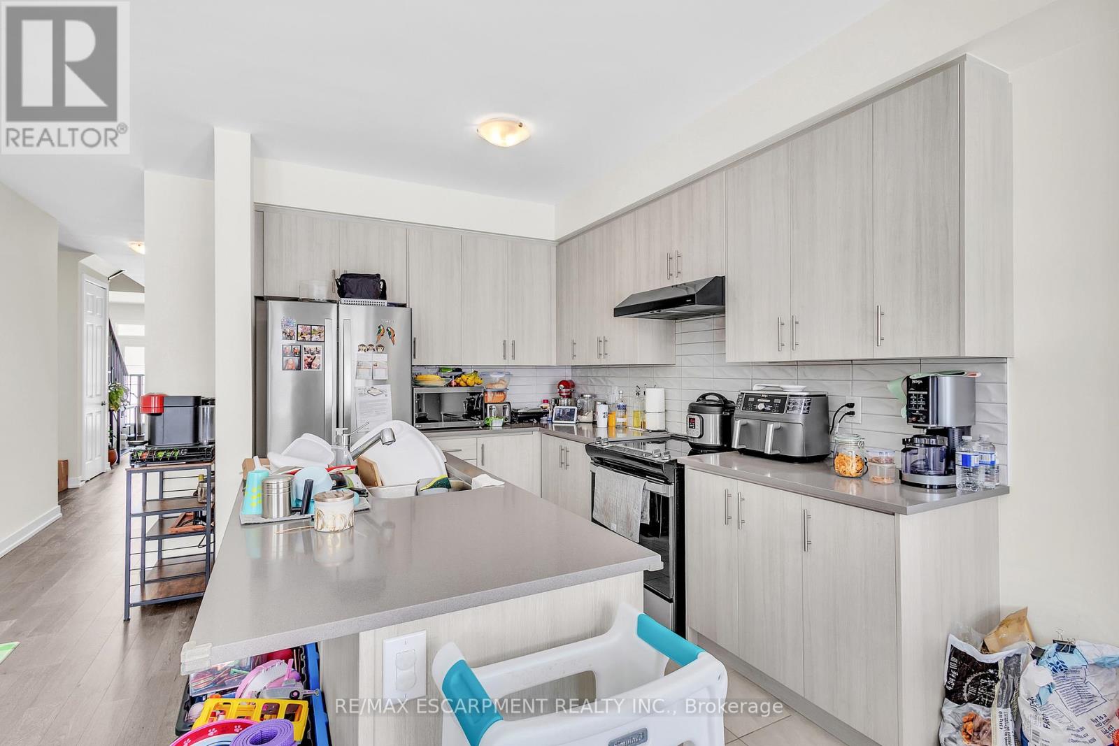 12 Blackberry Lane, Thorold, Ontario  L3B 0L3 - Photo 8 - X13105400