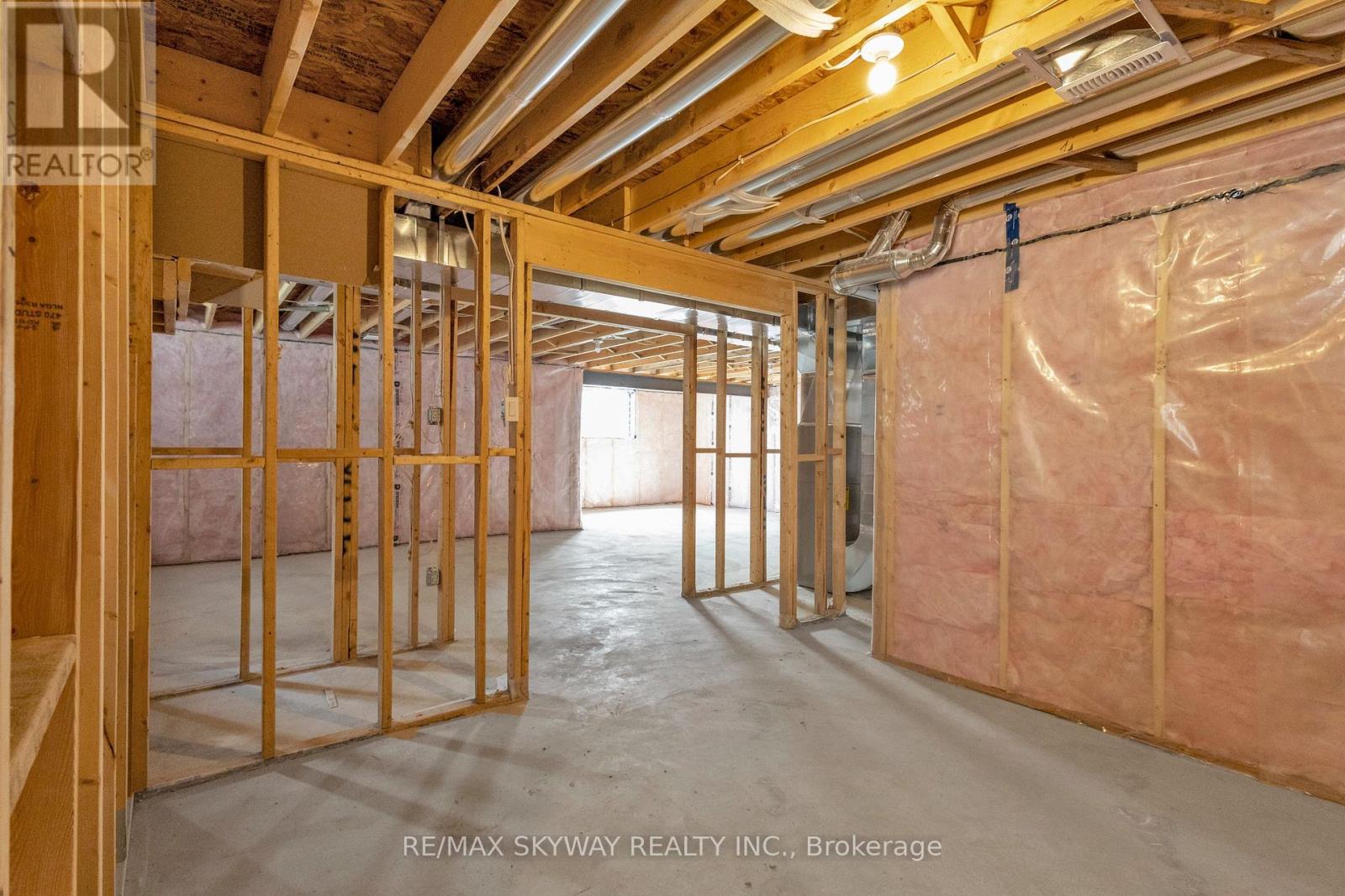 176 Foxborough Place, Thames Centre, Ontario  N0M 2P0 - Photo 18 - X13105462