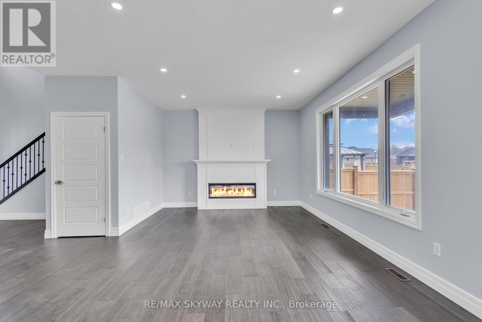 176 Foxborough Place, Thames Centre, Ontario  N0M 2P0 - Photo 34 - X13105462