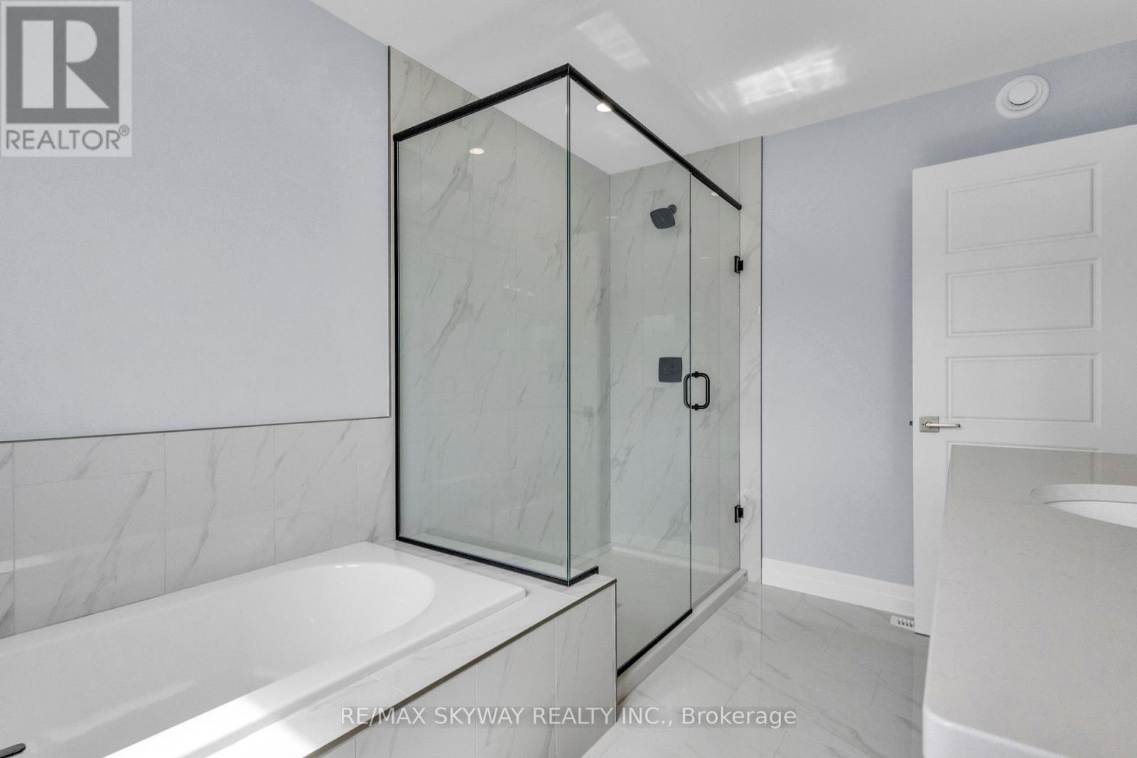 176 Foxborough Place, Thames Centre, Ontario  N0M 2P0 - Photo 44 - X13105462