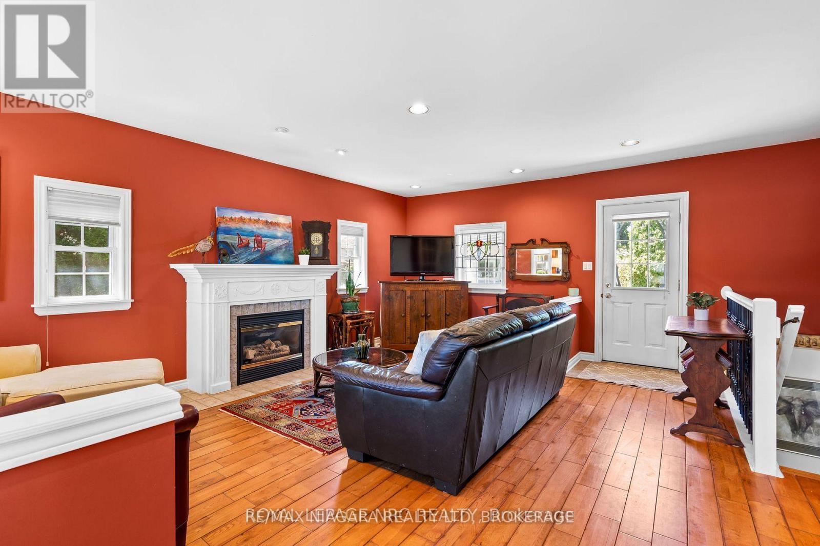 Lower - 39 Maplewood Drive, St. Catharines, Ontario  L2M 3P1 - Photo 3 - X13105506