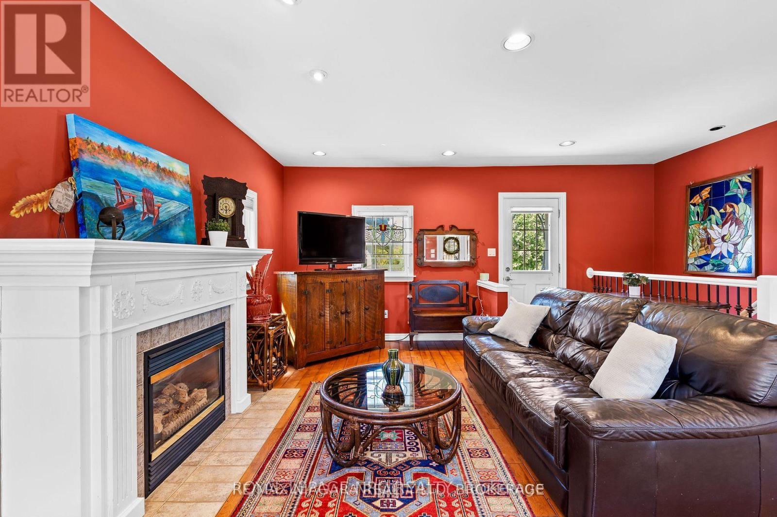 Lower - 39 Maplewood Drive, St. Catharines, Ontario  L2M 3P1 - Photo 4 - X13105506