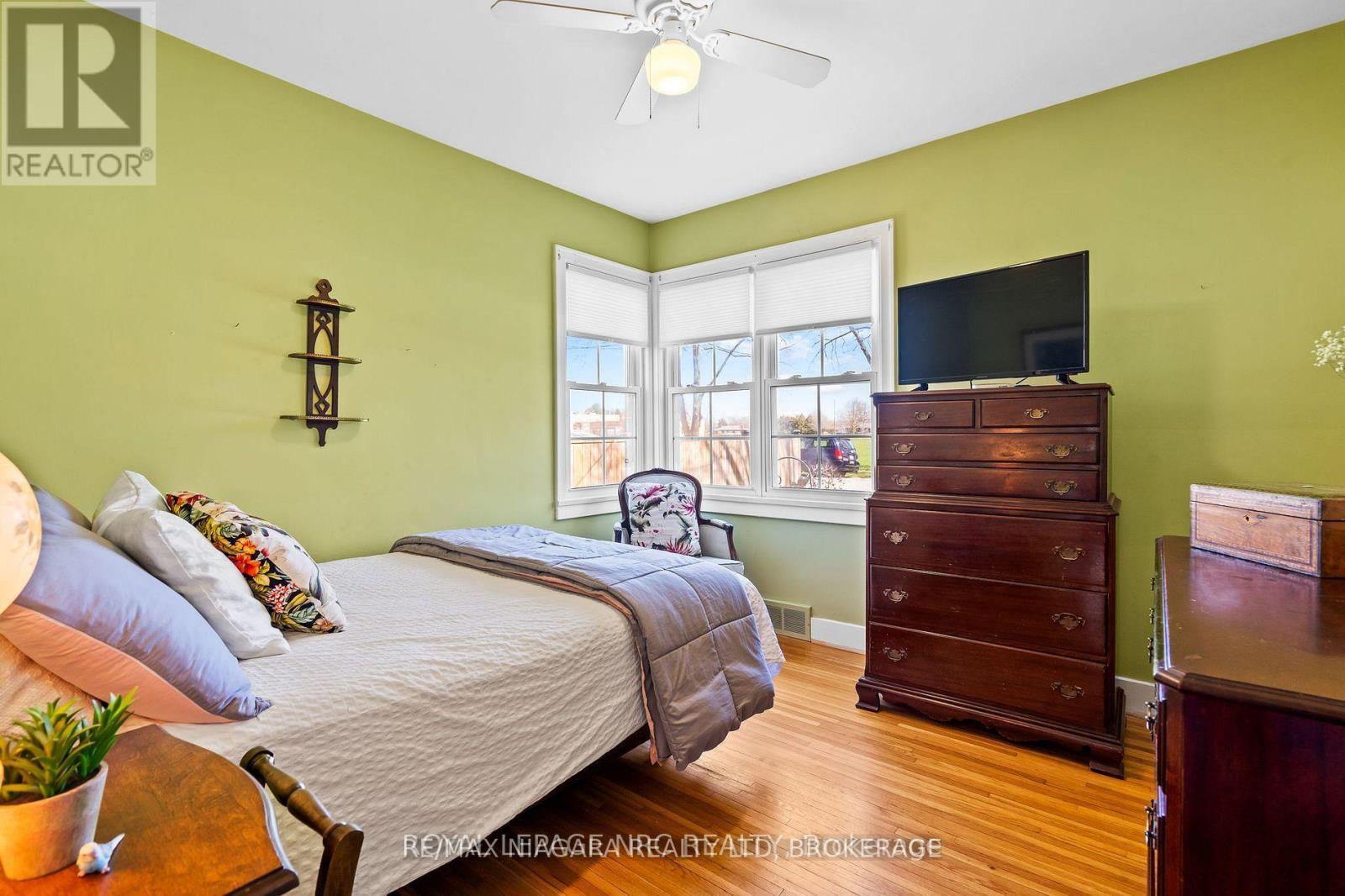 Main - 39 Maplewood Drive, St. Catharines, Ontario  L2M 3P1 - Photo 13 - X13105530