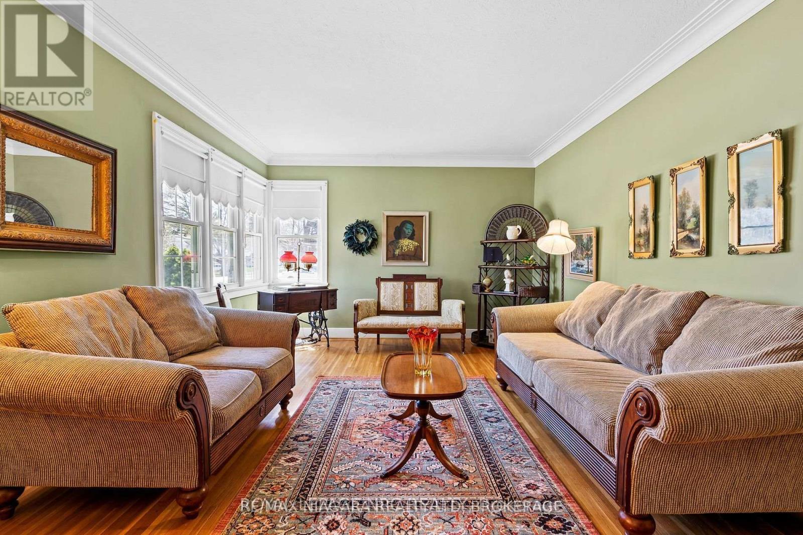 Main - 39 Maplewood Drive, St. Catharines, Ontario  L2M 3P1 - Photo 6 - X13105530