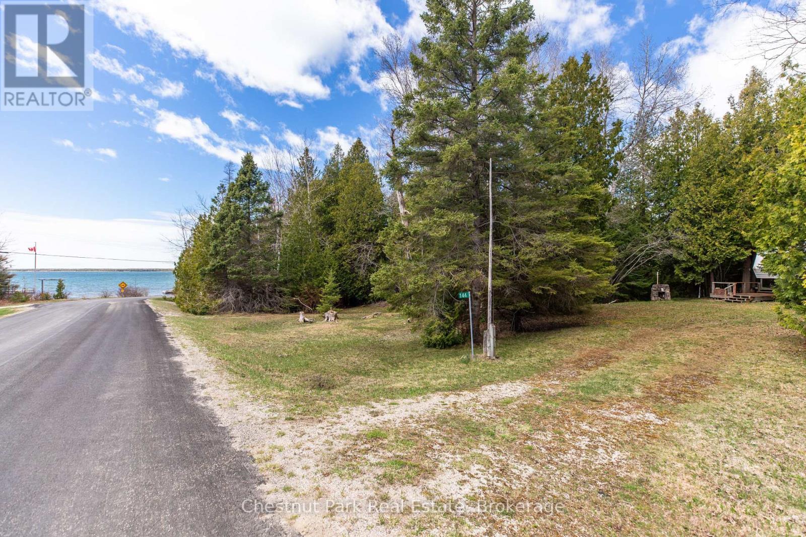 154 Myles Bay Shore Road, Northern Bruce Peninsula, Ontario  N0H 1W0 - Photo 44 - X12887284