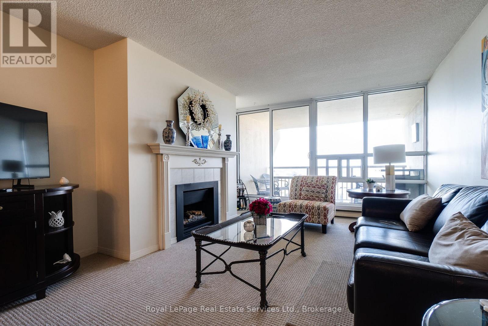 2004 - 1359 White Oaks Boulevard, Oakville, Ontario  L6H 2R8 - Photo 10 - W13105604