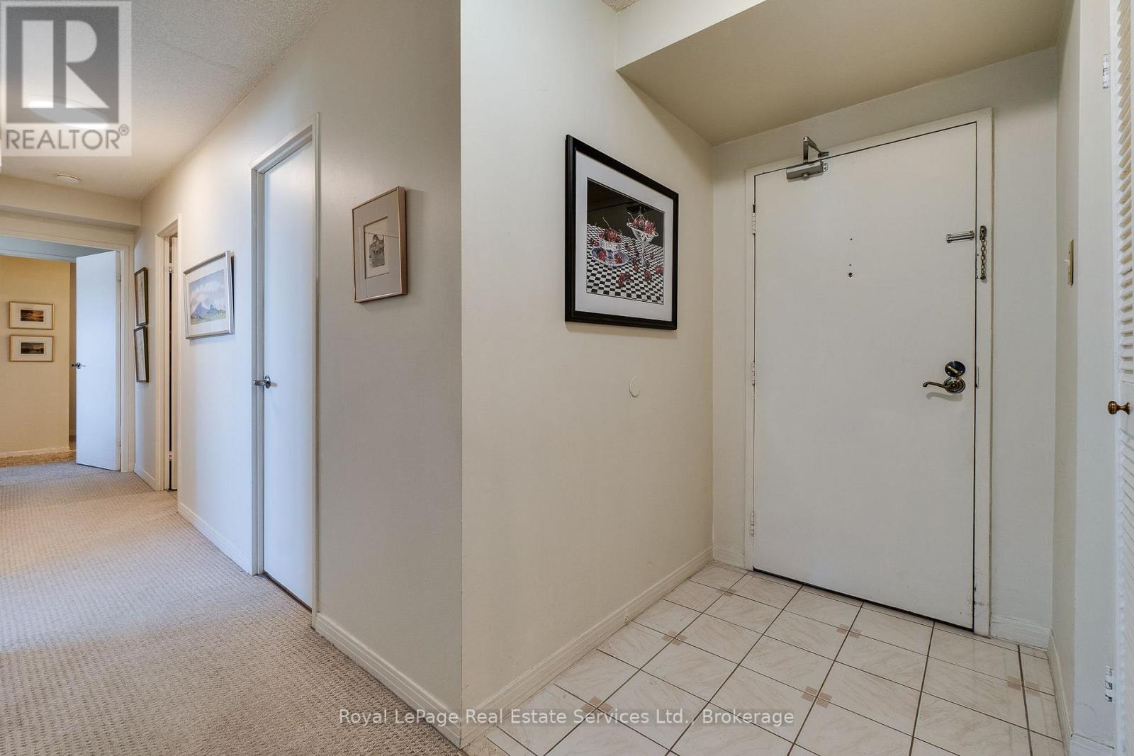 2004 - 1359 White Oaks Boulevard, Oakville, Ontario  L6H 2R8 - Photo 5 - W13105604