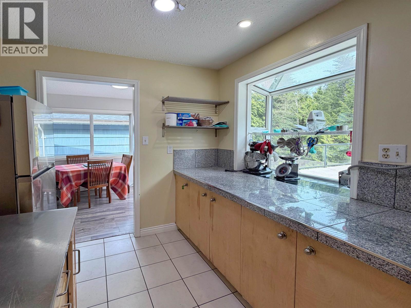 718 E 11th Avenue, Prince Rupert, British Columbia  V8J 2W5 - Photo 12 - R3121531