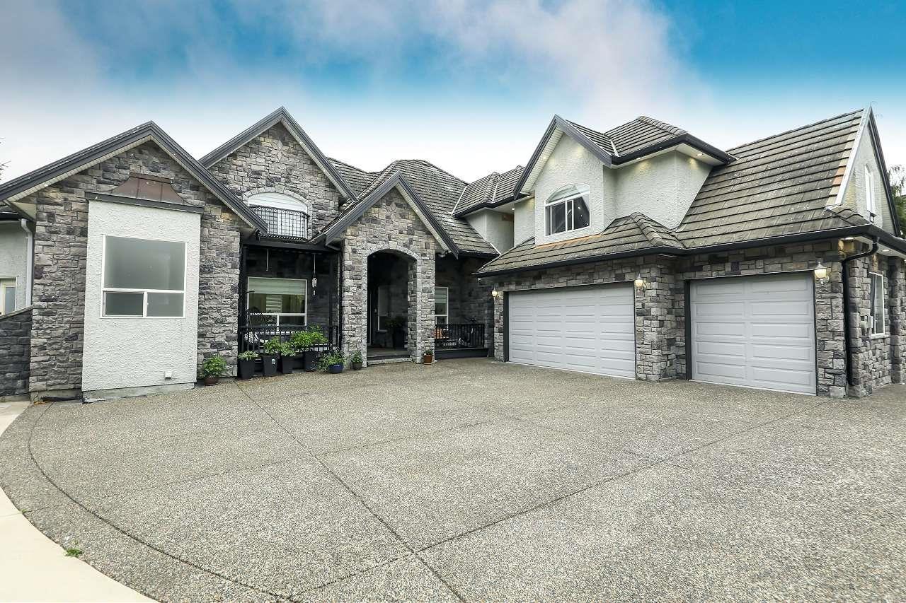 5733 W Kettle Crescent, Surrey, British Columbia  V3S 8R6 - Photo 1 - R3118734