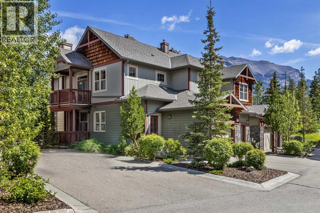 201, 70 Dyrgas Gate, Canmore, Alberta  T1W 3J6 - Photo 1 - A2289311
