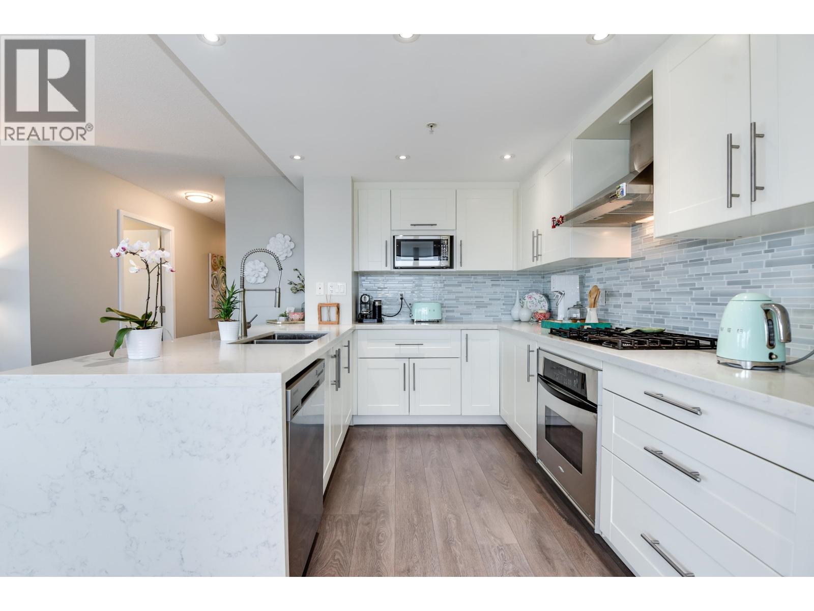 2803 33 Smithe Street, Vancouver, British Columbia  V6B 0B5 - Photo 6 - R3111501