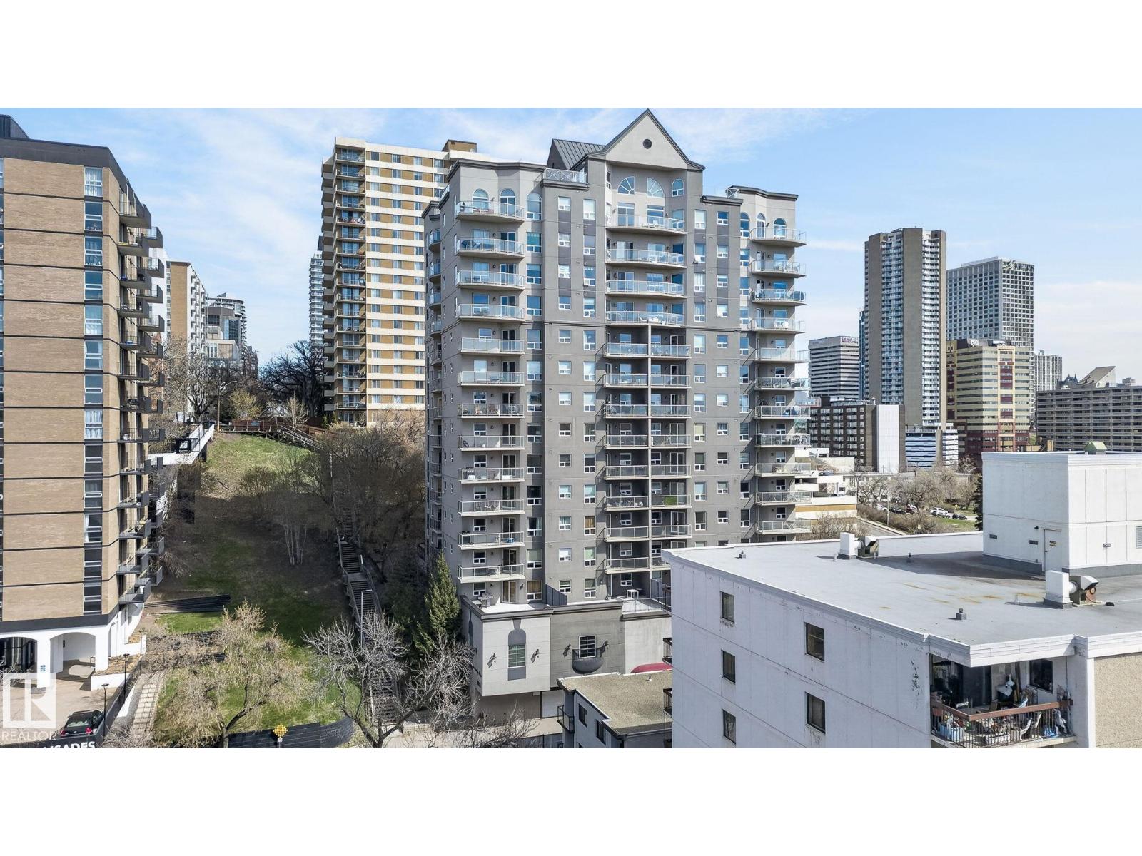 #301 9819 104 St Nw, Edmonton, Alberta  T5K 0Y8 - Photo 2 - E4486697