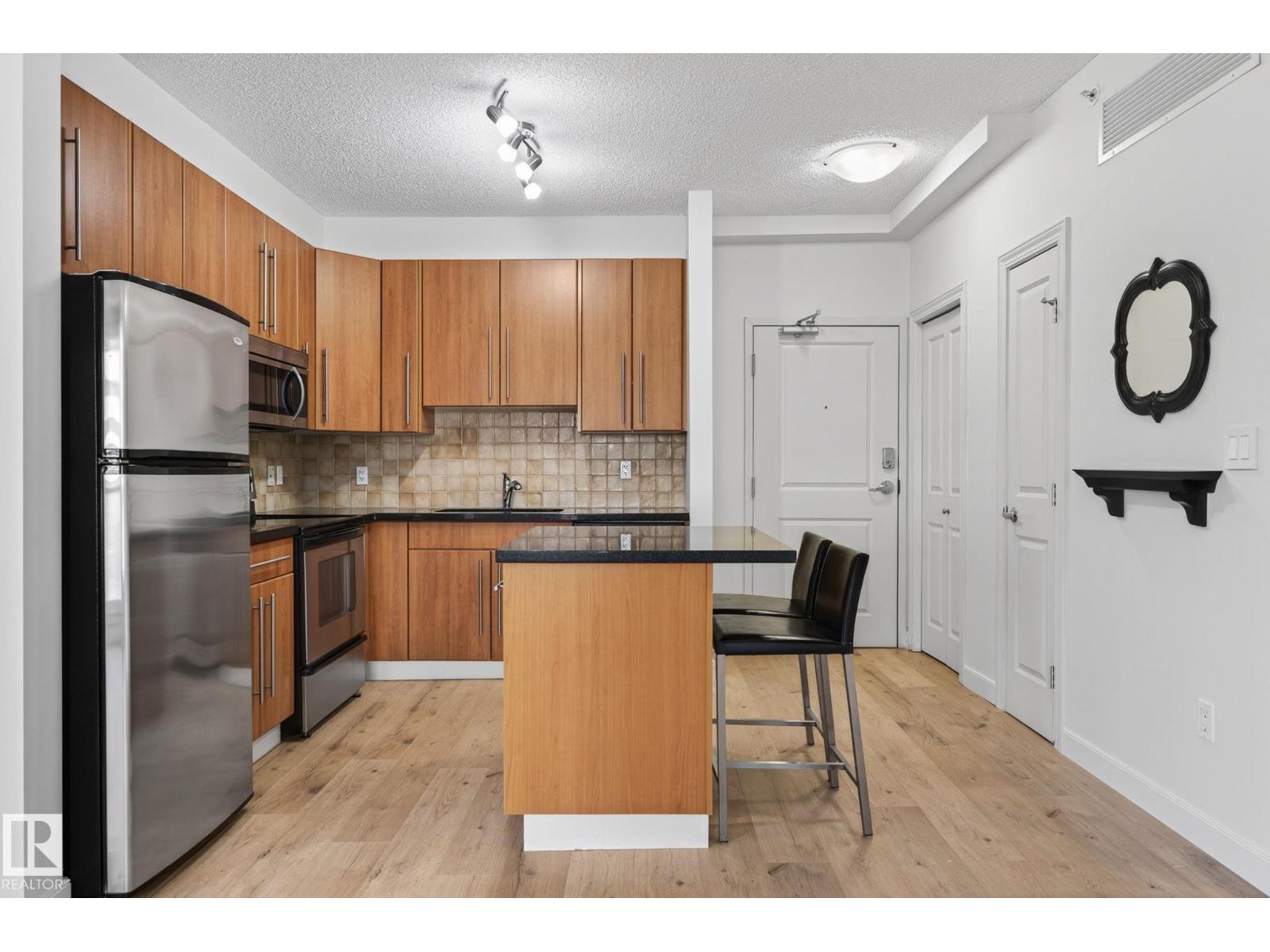 #301 9819 104 St Nw, Edmonton, Alberta  T5K 0Y8 - Photo 10 - E4486697