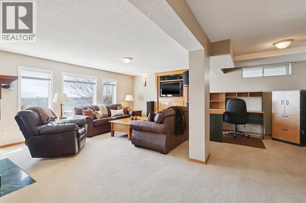 266 Diamond Drive Se, Calgary, Alberta  T2J 7E2 - Photo 32 - A2305701