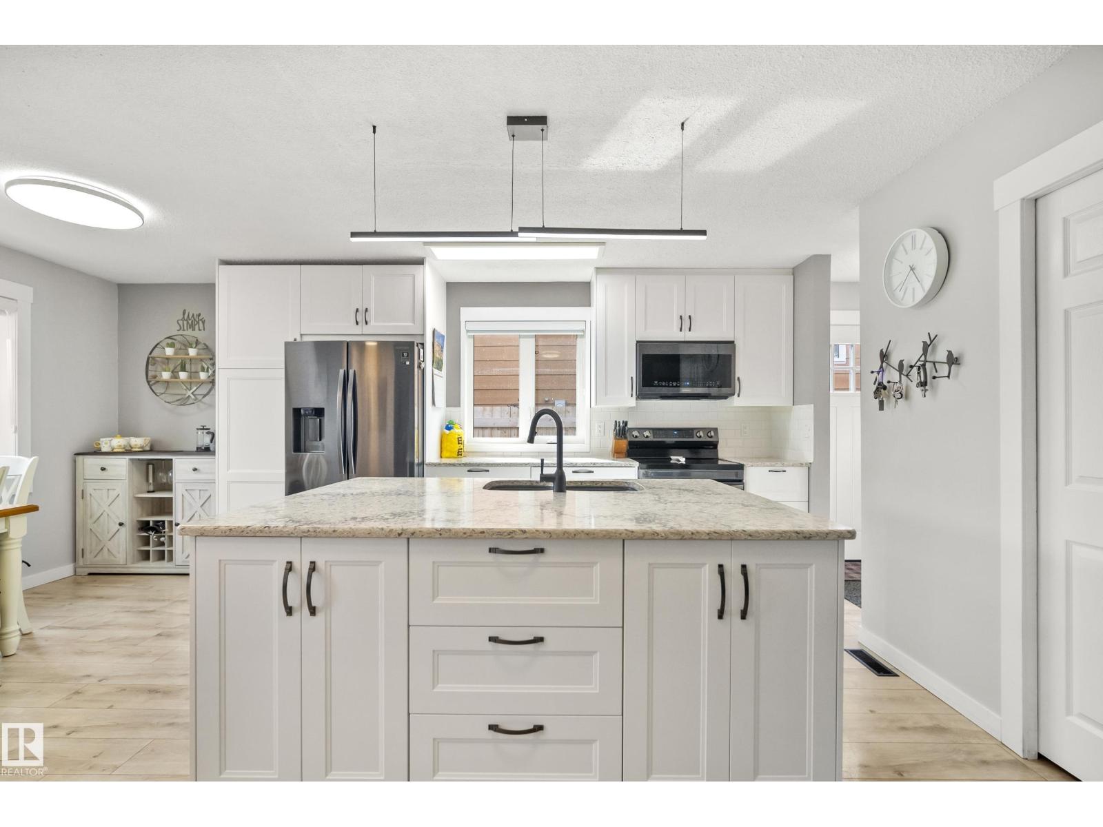 36 Greenwood Cl, Spruce Grove, Alberta  T7X 1Y1 - Photo 4 - E4486704